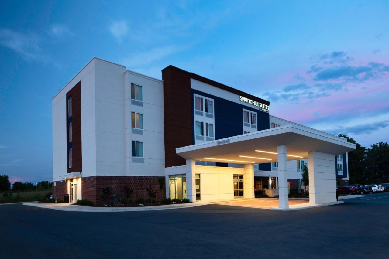 Springhill Suites Winchester Eksteriør bilde