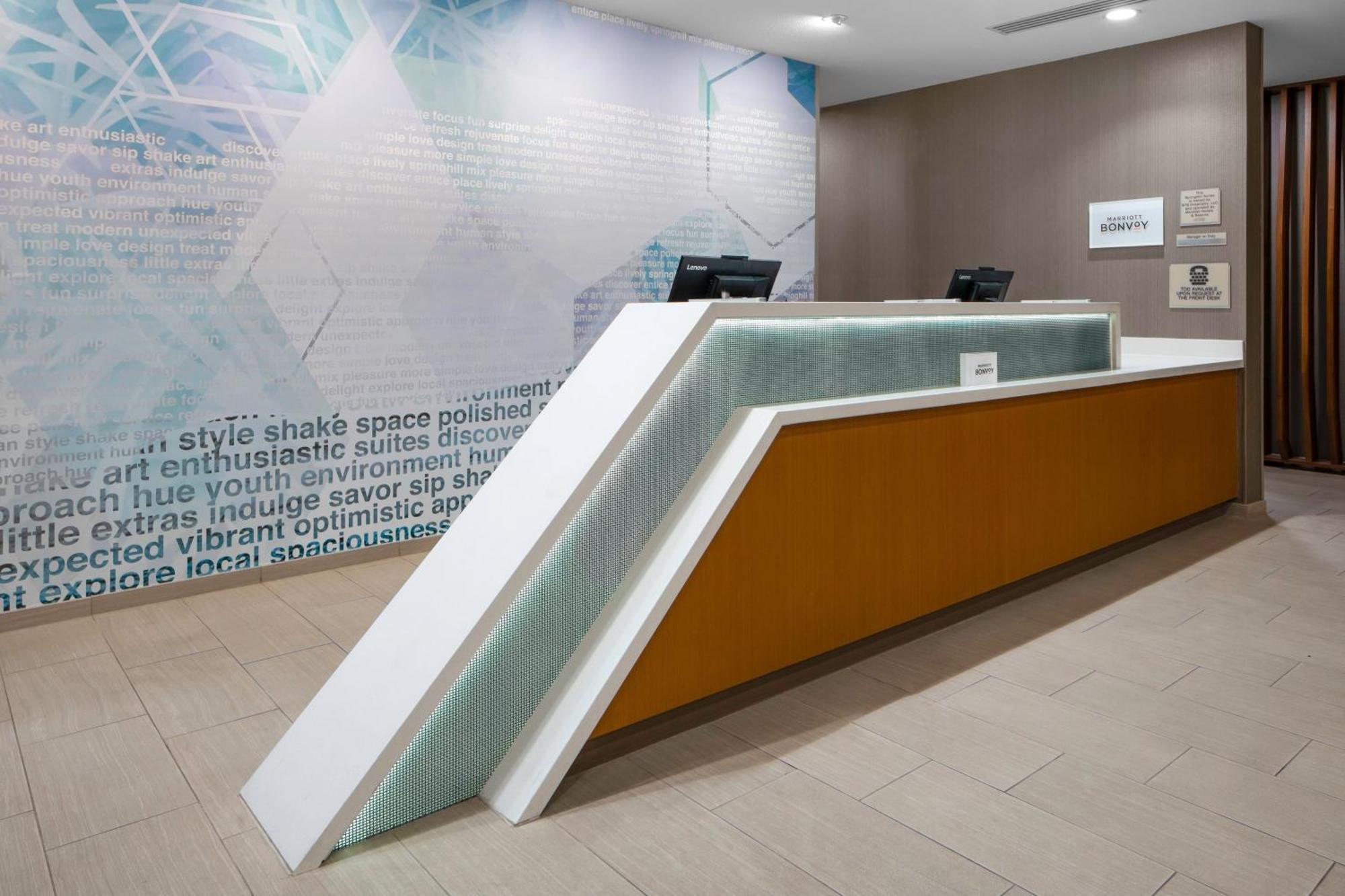 Springhill Suites Winchester Eksteriør bilde