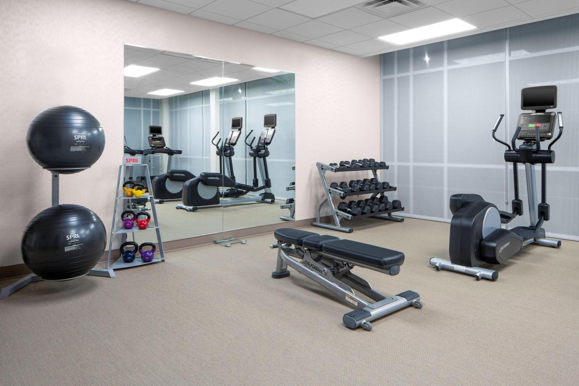 Springhill Suites Winchester Eksteriør bilde